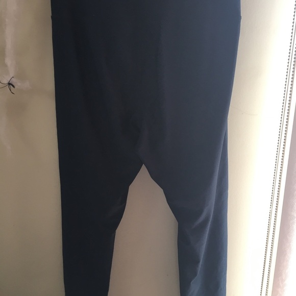 Dark Blue Leggings - Picture 3 of 4